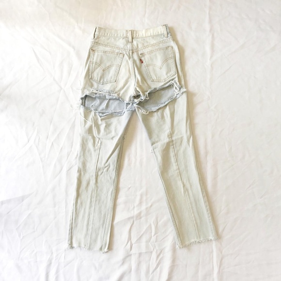 reformation custom distressed Levi's 501s - Picture 5 of 6